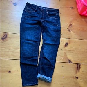 Women’s dark boyfriend jeans